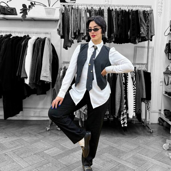 Pantalón tela con líneas