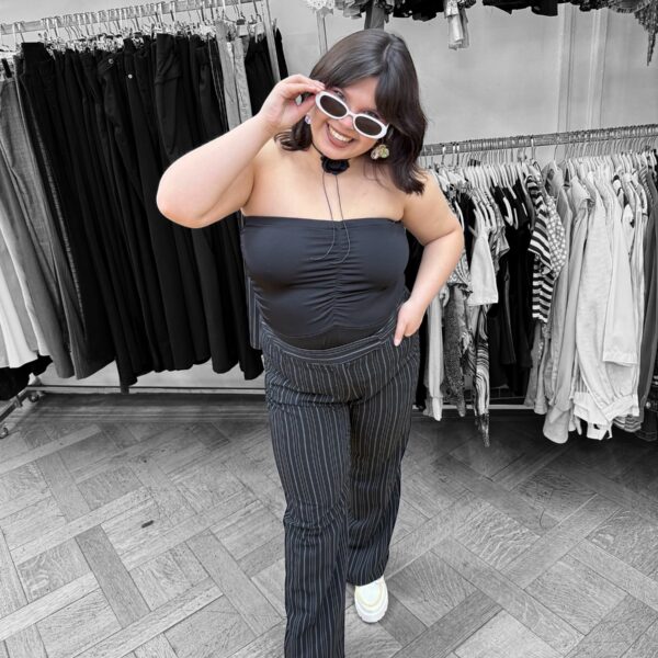 pantalón tela líneas