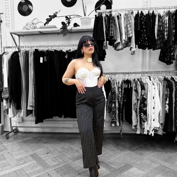 pantalón tela líneas