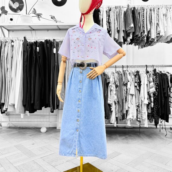 Falda midi denim con botones
