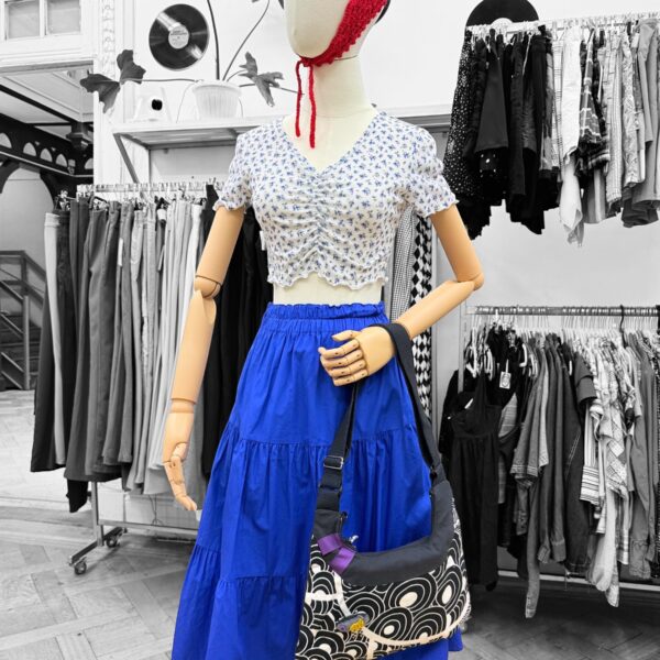 Polera estilo romántico