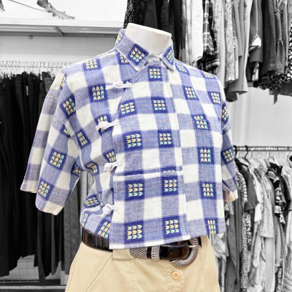 Blusa upcycling estilo oriental cuadros azul