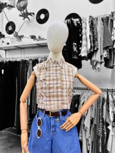 Blusa crop upcycling estilo qipao cuadrillé