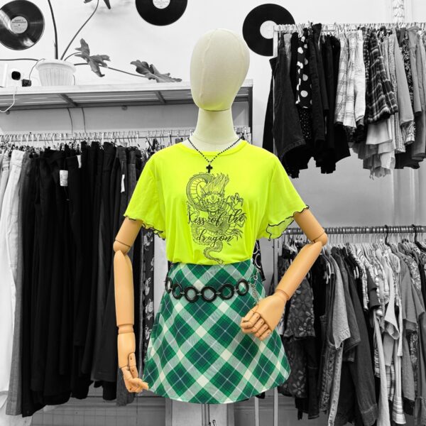 Polera de malla verde neón