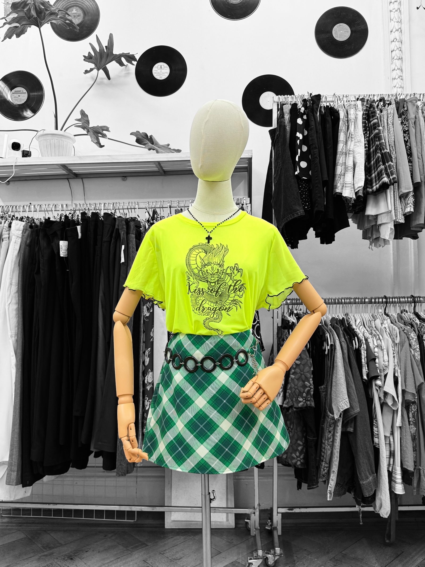 Polera de malla verde neón